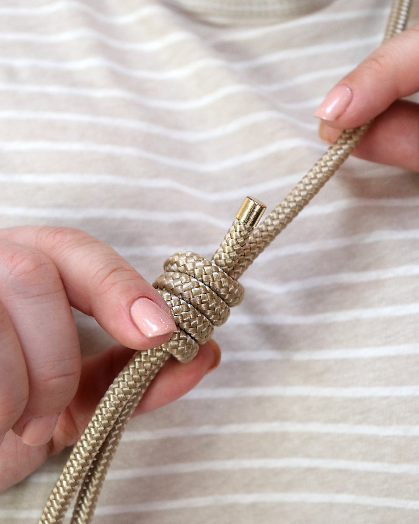 Umhängegurt beige gold