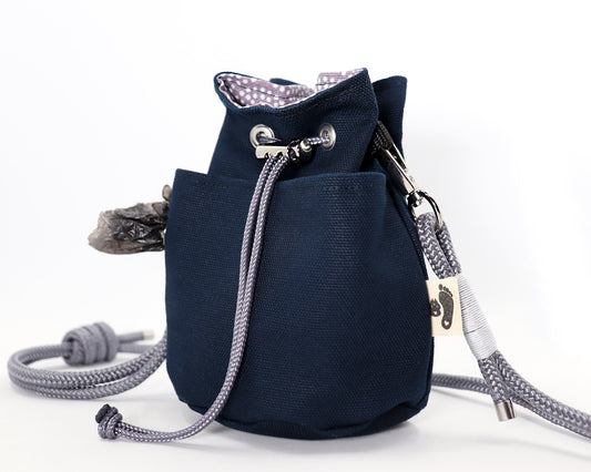 Großer Leckerlibeutel für Hunde Kora marine grau - von innen beschichtet