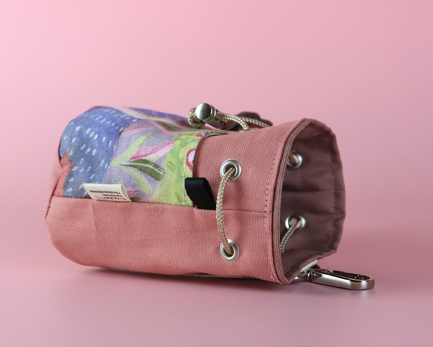 Leckerlibeutel für Hunde - Kaia Puderrosa - Gassitasche mit Tütenspender