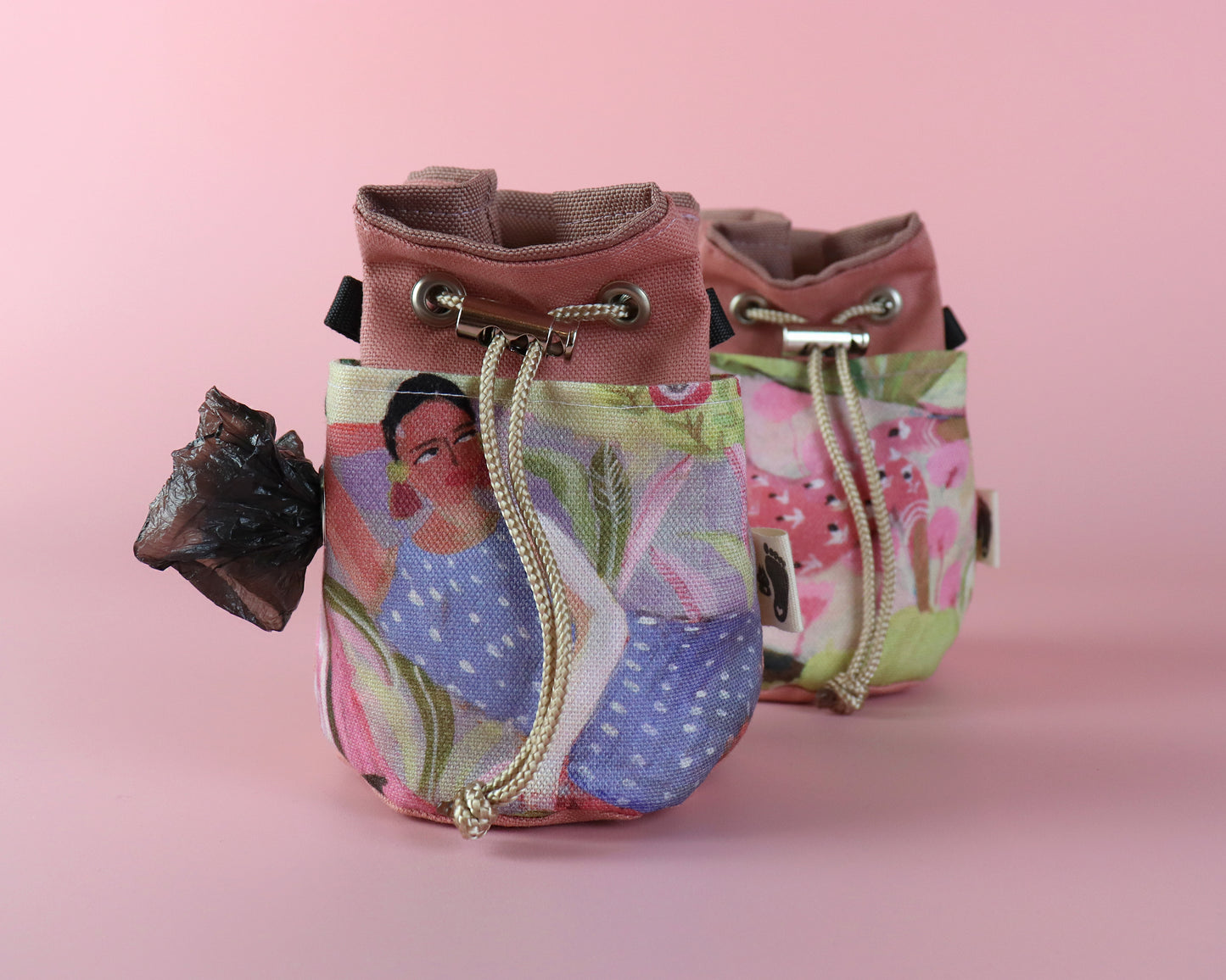 Leckerlibeutel für Hunde - Kaia Puderrosa - Gassitasche mit Tütenspender